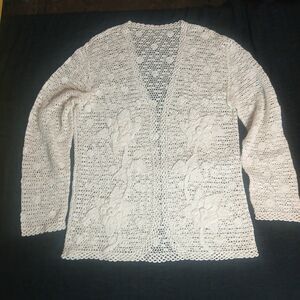 Vtg Crochet Open Cardigan Sweater With Crochet Applique Flowers Sz Small Beige
